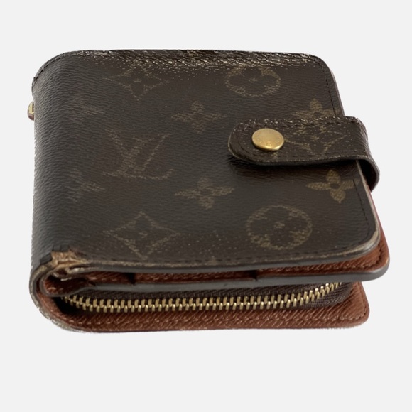 Louis Vuitton Monogram Compact Zippy Wallet - Picture 9 of 16